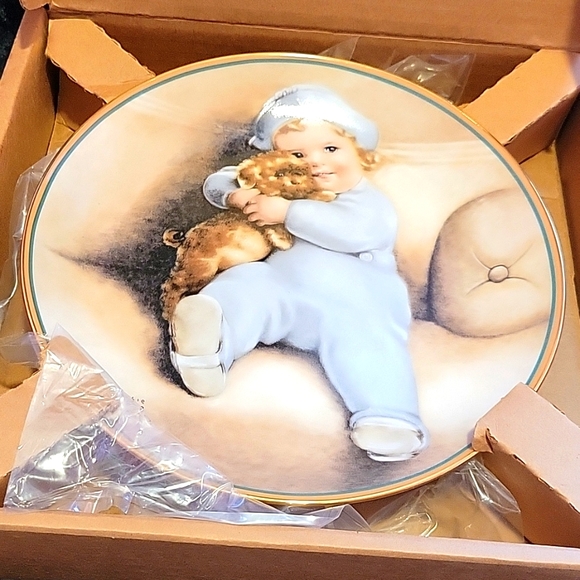 Hamilton Collection "Going to Town" - Picture 1 of 5